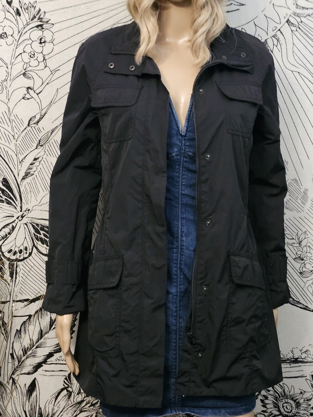 Nautica XS Black Women’s Lightweight Utility Jacket Windbreaker